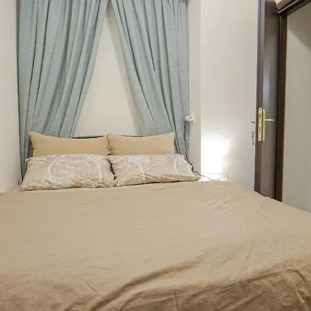 Cozy In The Center Of Salonic